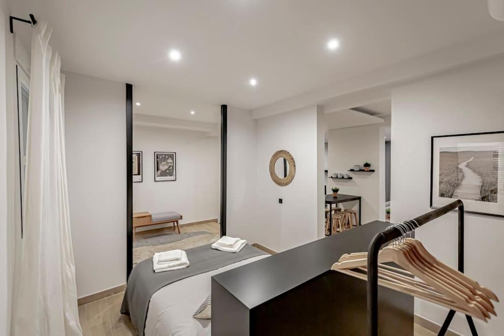 Apartment Stunning And Spacious Flat At Barrio De Letras Madrid