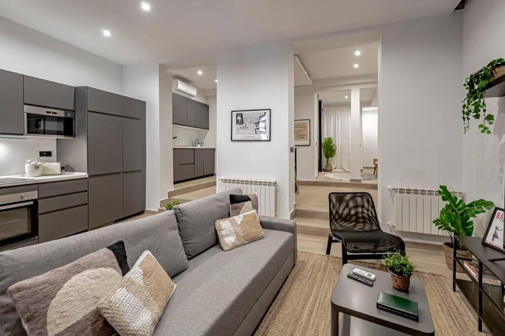 Apartamento Stunning And Spacious Flat At Barrio De Letras *