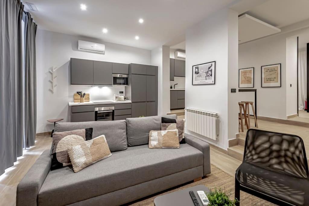 Stunning And Spacious Flat At Barrio De Letras Apartment Madrid