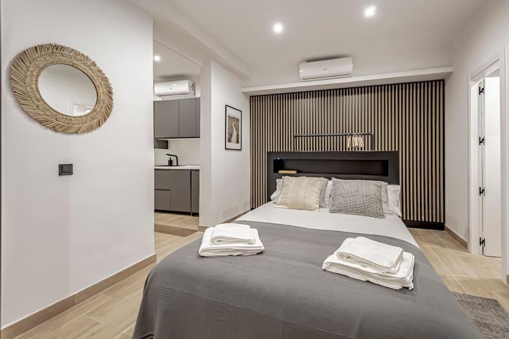 Apartment Stunning And Spacious Flat At Barrio De Letras
